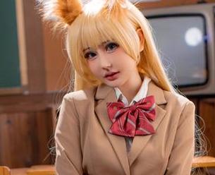 自由与叛逆并存：“炸蛋Boom”不良少女主题的写真图片合集全景展示