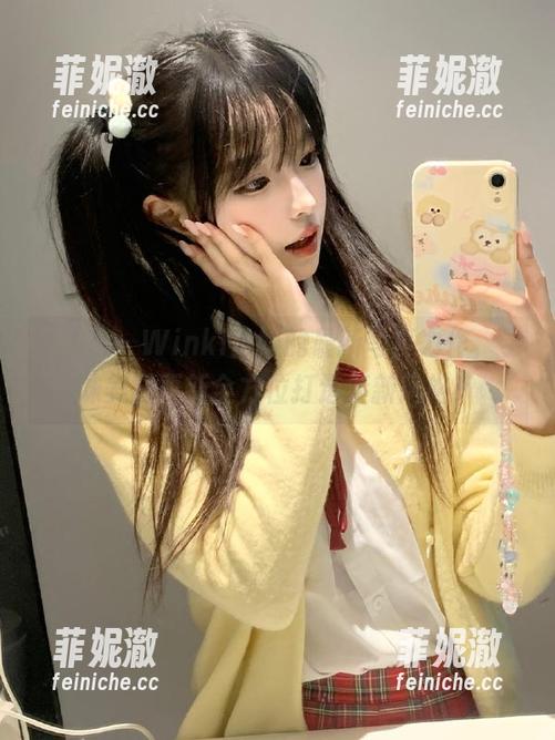 爱蜜社 - Winki丝姬的最新写真力作，学妹美图更新全方位打造清新风格！