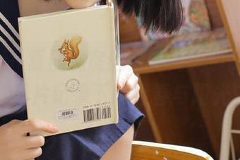 爱蜜社 – 夏日私房魅力：刘奕宁Lynn用图片记录下的青春与阳光