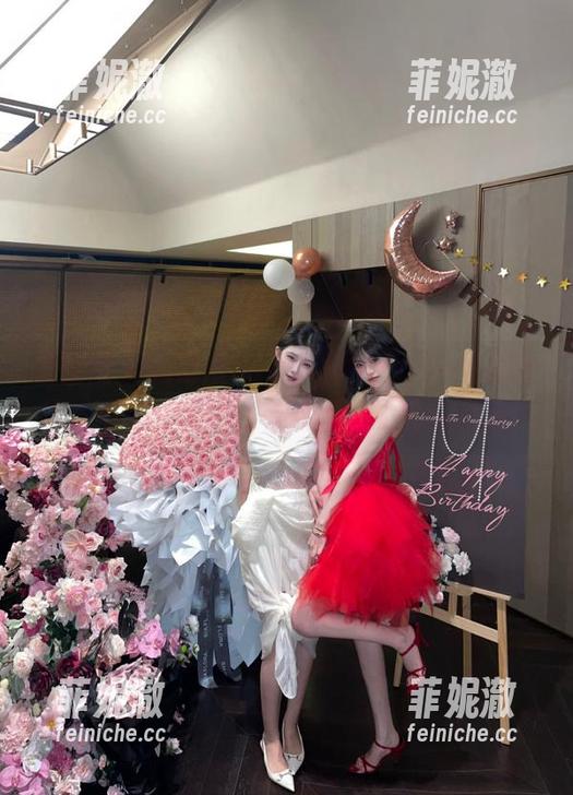 爱蜜社-杨晨晨sugar 爱蜜社 - 杨晨晨sugar日常:这一套图合集,不仅美丽,还有数不尽的搞笑灵感!