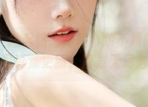爱蜜社 – 掀起热潮！程小烦不烦新款比基尼写真集更新，散发无尽魅力