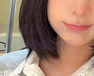眼酱大魔王w最新女仆舞动的照片，秒杀你的视觉疲劳