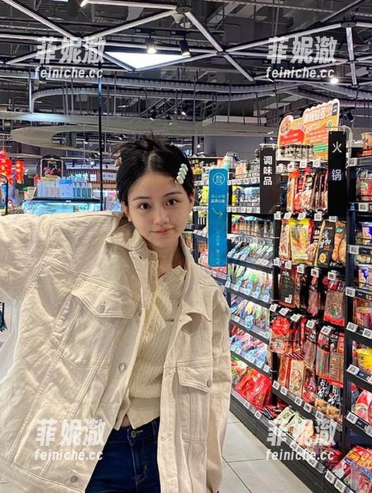 秀人网-Candy糖糖 秀人网 - Candy糖糖少女写真系列:原图下载,享受视觉与心灵的双重甜蜜体验!