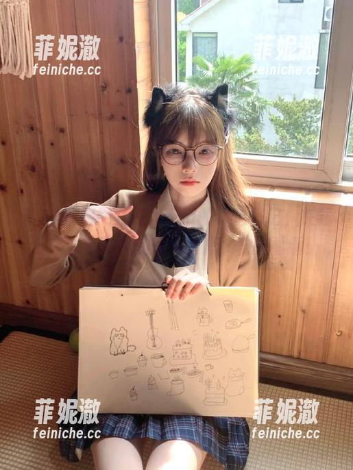 秀人网 - HeyuZhang的粉色日记，在线分享温馨可爱的写真合集，快来看看！