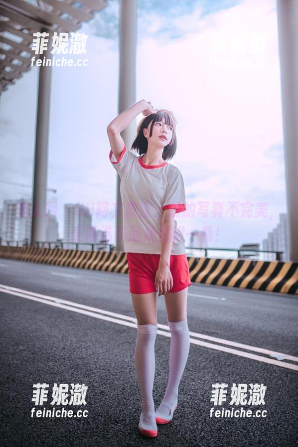 秀人网 - UU阿文教室：我的写真不完美，但精选作品集值得一看！