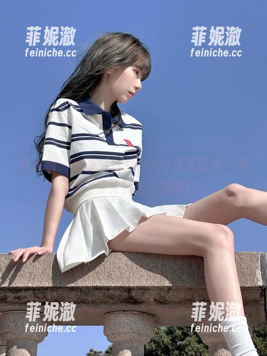 秀人网 - 快来领取乔伊joy夏天图包，绝对让你笑到合不拢嘴！