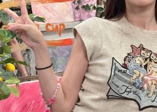 秀人网 – 在优酱的作品世界里，双马尾造型为你分享不一样的青春回忆