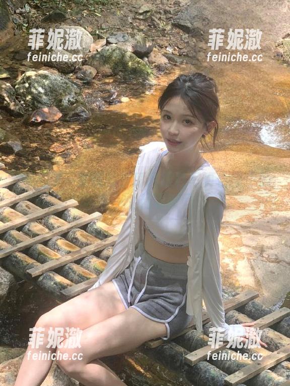 秀人网-初梦瑶 秀人网 - 发现初梦瑶高跟鞋写真合集中的每一个精彩瞬间