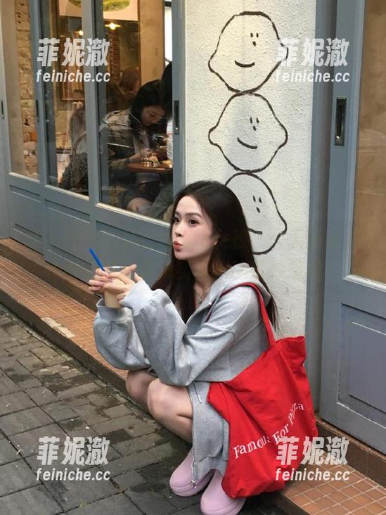 秀人网-妲己toxic 秀人网 - “妲己toxic女孩”:无圣光图包中的梦幻与现实交织的奇妙旅程!