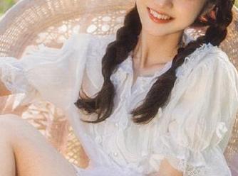 秀人网 – 小海臀Rena天使带来的免费写真资源，尽情享受艺术与美的结合！