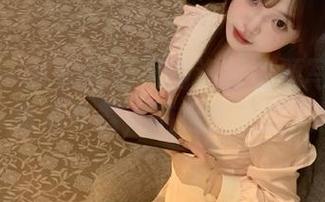 秀人网 – 就是阿朱啊的渔村主题写真作品集：与海浪共舞，捕捉生活的点滴灵感