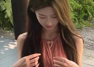 秀人网 – 完美连衣裙之选：林文文写真图库中的十种风格