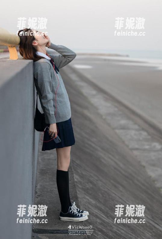秀人网 - 高清运动写真：跟随涵涵Luna一同感受动感与活力交融的精彩瞬间