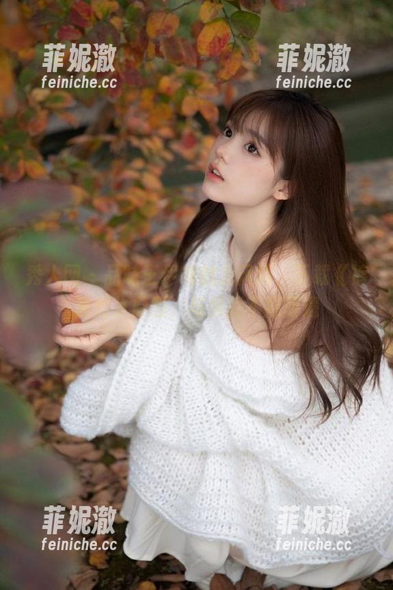 秀人网 - 品味王伊纯魅力风情，下载《裤里丝》原图，与美丽不期而遇