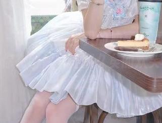秀人网 – 王俪丁小宝贝的油亮写真福利，保证让你在图片中油腻久矣的欢笑声中流连忘返！