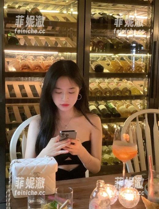 秀人网-白笑笑 秀人网 - 探索白笑笑的蕾丝艺术,呈现精美图片与动人原图