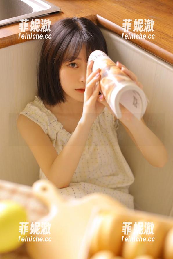 秀人网 - 糯美子mini可爱写真套图，让你感受美图的无限魅力