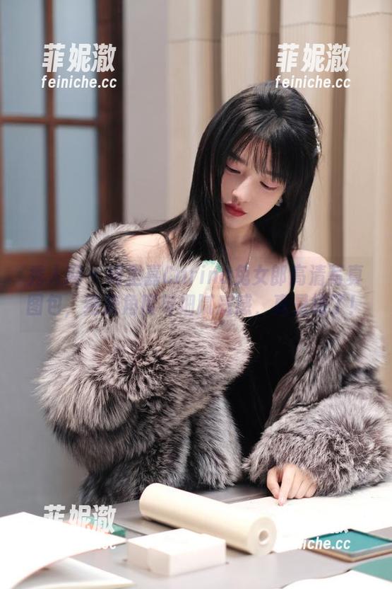 秀人网-绮里嘉Carina 秀人网 - 绮里嘉Carina兔女郎高清写真图包,绝美角度与细腻质感,真是绝了!