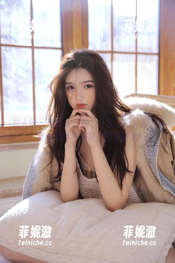 秀人网-绮里嘉ula 秀人网 - 肉丝主题图包分享,绮里嘉ula带你领略不一样的写真艺术