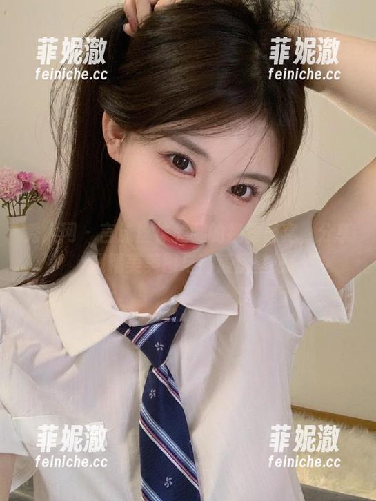 秀人网 - 言沫丝袜美腿的视觉盛宴，分享超精美美图与高质量壁纸