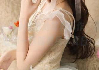 秀人网 – 谢小葱泳池写真新作，原图分享让你一饱眼福尽享夏日！