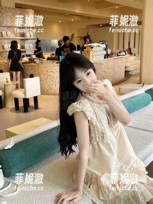 秀人网 - 重温谭睿琪Ailsa浴缸照片：探索作品集与原图的完美结合
