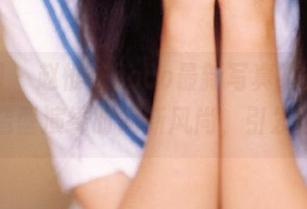 秀人网 – 赵惟依coco最新写真曝光，连体衣造型演绎时尚新风尚，引发热议！