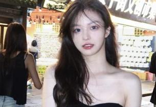 秀人网 – 私密揭晓！陈怡曼coco网袜写真集全景下载，呈现完美曲线