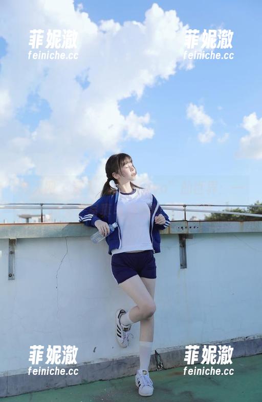 秀人网 - 深入“雨瞳Yoyo”的世界：一场关于写真与剧情的美丽探险