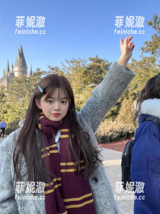 紧急企划 - 林书辞写真作品大合集：细腻呈现她那令人心动的各式套装，与你分享无尽灵感！