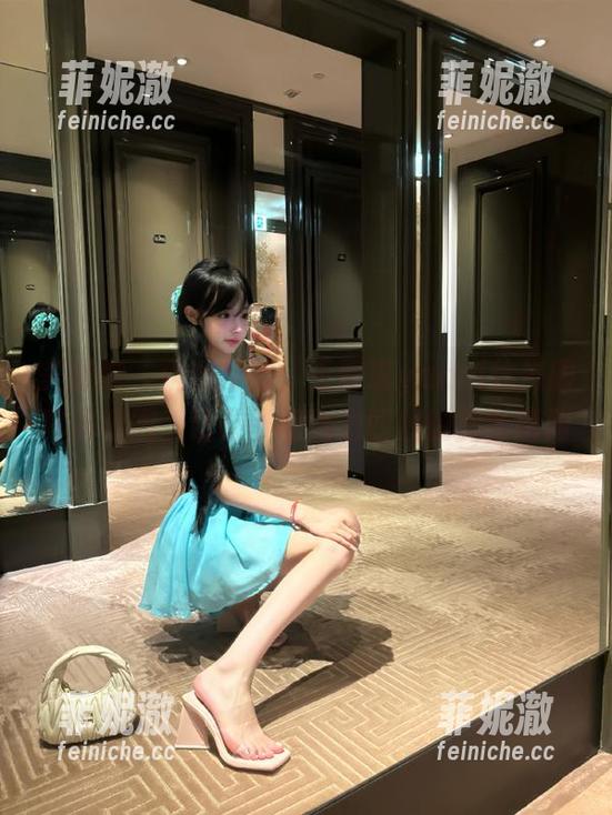 美媛馆-王馨瑶yanni 美媛馆 - 优雅身姿:王馨瑶yanni体操服写真套图,让你领略活力四射的美丽瞬间