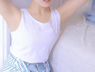 花漾show – 一览无余：心妍公主连体衣写真原图新鲜更新，尽显时尚风采