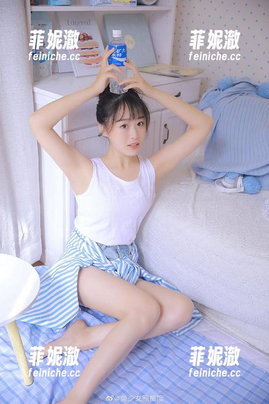 花漾show - 一览无余：心妍公主连体衣写真原图新鲜更新，尽显时尚风采