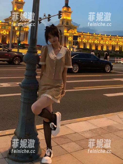 蜜桃社-王婉悠Queen 蜜桃社 - 打开王婉悠Queen的私房写真,感受礼服带来的无尽灵感