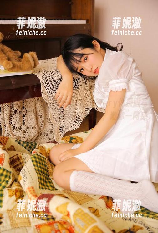 蜜桃社 - 最新原图：玛丽Mary体操服写真，优雅与力量的完美表现，邀你一同感受