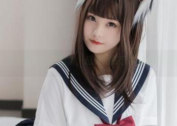纵览蜜汁猫裘全套礼服图集，感受她的艺术气息与风格多样性