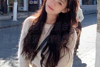 袜啵啵 – 两双高跟鞋最新合集，苏苏写真展现女性自信与优雅的双重气质