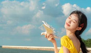 语画界 – 在楚恬Olivia的镜头下：独特修女私房合集带来的新视界
