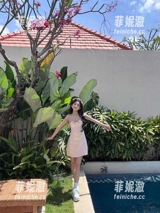 不可错过！趴趴捣蛋陌柴郡写真原图立刻下载！