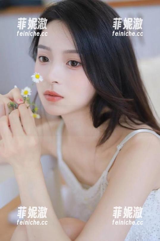 轻兰映画全新推出：日系JK白丝美图，最新视角下的少女梦想