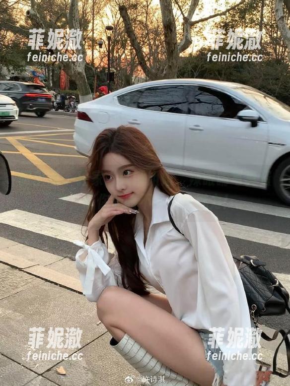 微密圈 - 独家“铁锤姐姐”辣眼睛写真资源，带你领略不一样的魅力！