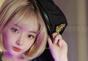 感受雯妹不讲道理清纯图集中的无尽清新，颠覆你审美的绝妙合集