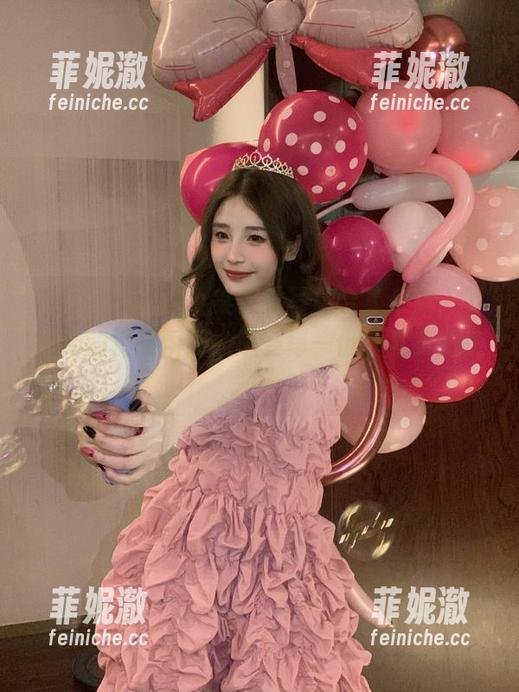 青豆客 - Lee小棠温柔写真合集来袭，下载她的温暖瞬间，感受每一份最真实的美！