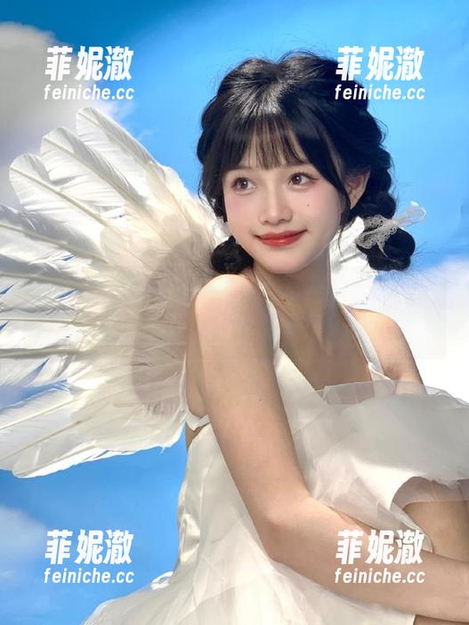 青豆客-王语纯 青豆客 - 王语纯夏天全套写真集,免费下载,带你领略别样的夏日风情!