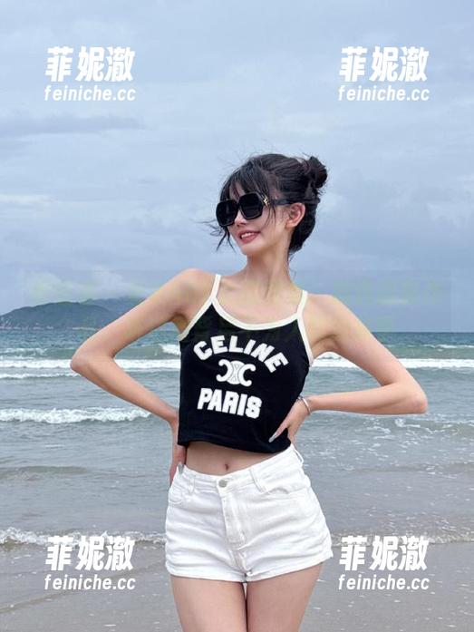青豆客 - 金BABY女孩图集：精选摄影作品，讲述她背后不为人知的故事