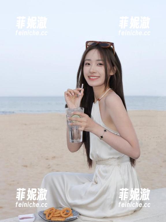 魅妍社 - 张优ayoyo的私房写真，女神的每一瞬间都令人心动