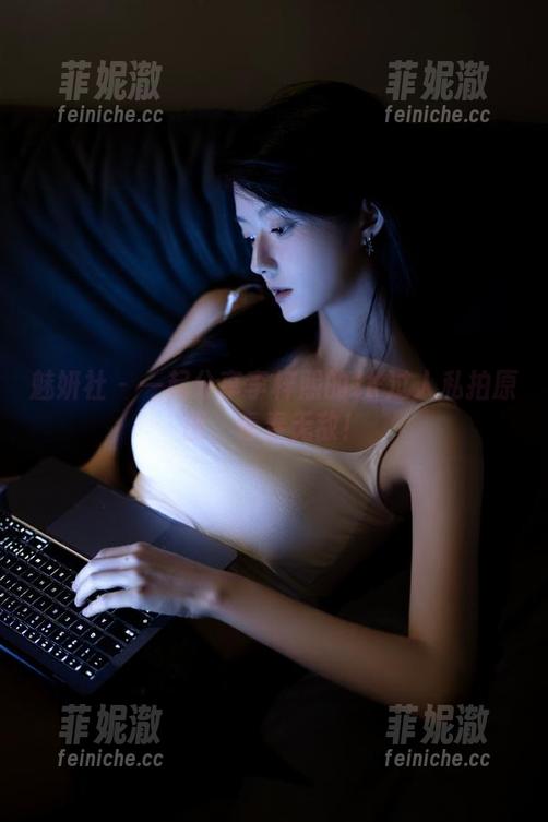 魅妍社-李梓熙 魅妍社 - 一起分享李梓熙的JK过人私拍原图,青春无敌!